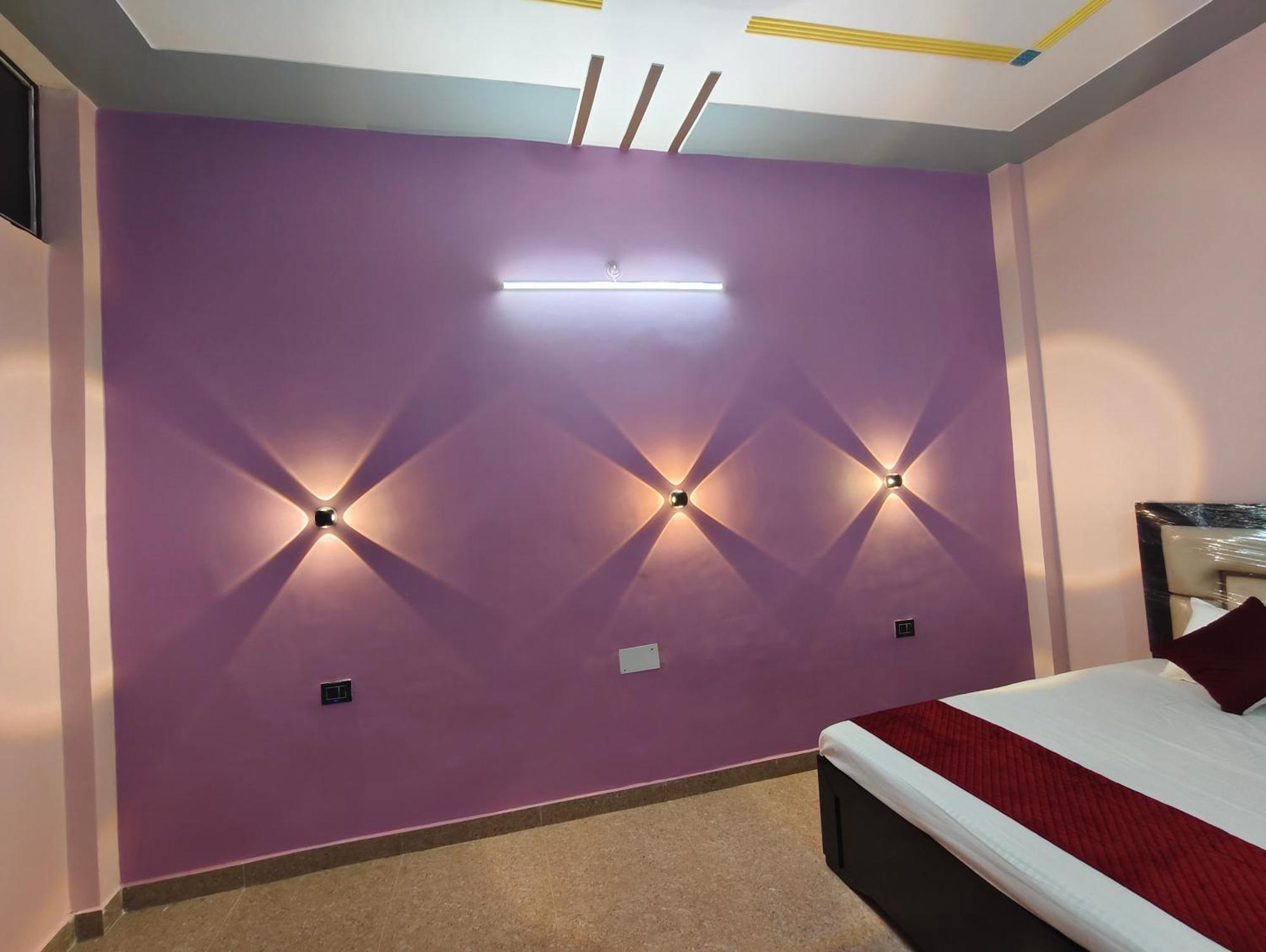 Dev Paradise Homestay Ayodhya