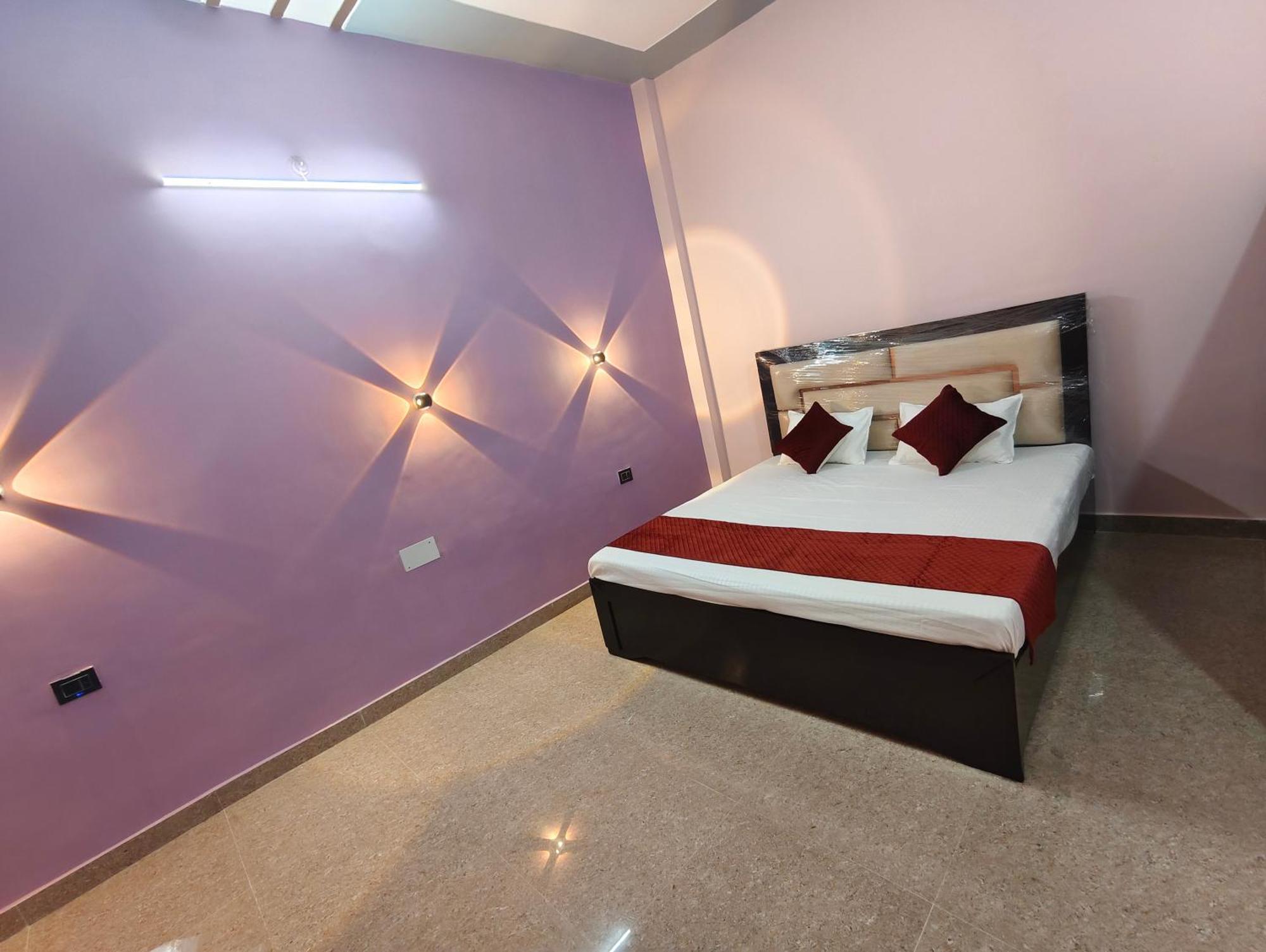 Homestay Dev Paradise Ayodhya