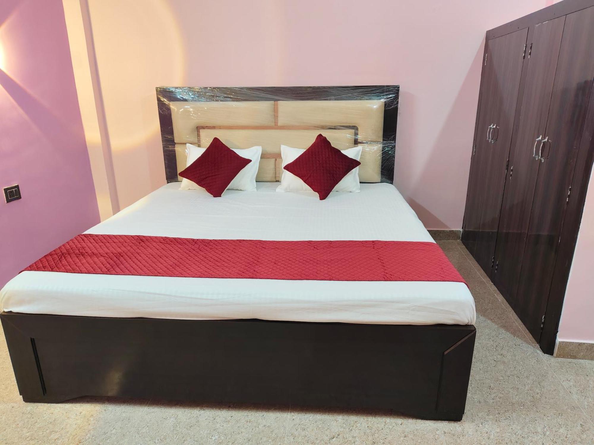 Dev Paradise Homestay